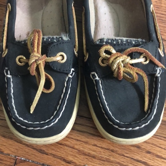 Women’s Sperry’s Shoes - Picture 2 of 6